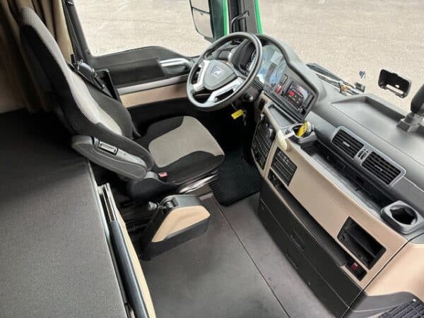 MAN TGX 33.580 120 T + NOOTEEBOOM 72 T – Image 9