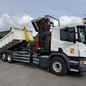 SCANIA P410 - AMPLIROLL AVEC GRUE Z